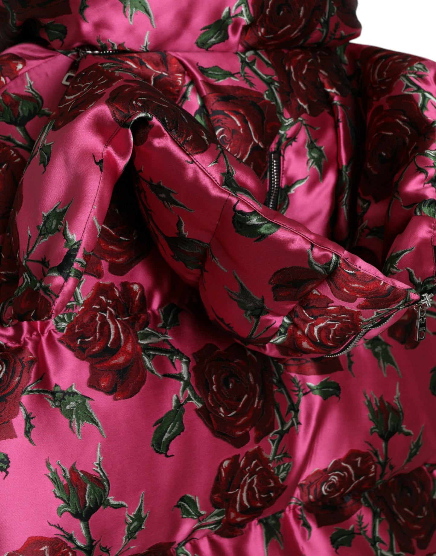 Chaqueta acolchada con estampado de rosas elegante