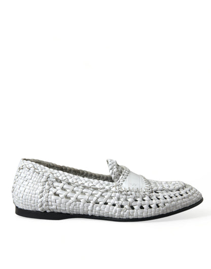 Mocasines blancos elegantes sin cordones