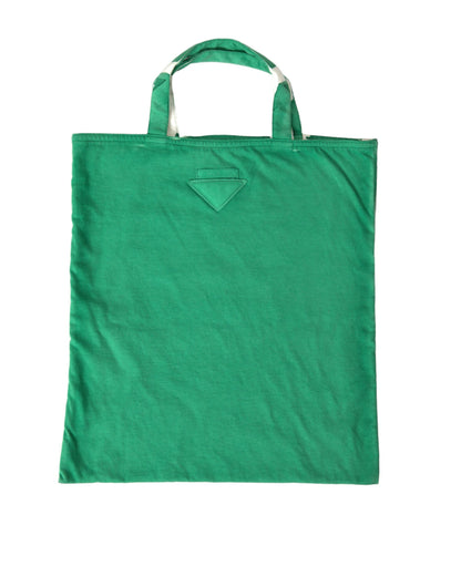 Elegante bolso de mano de tela verde