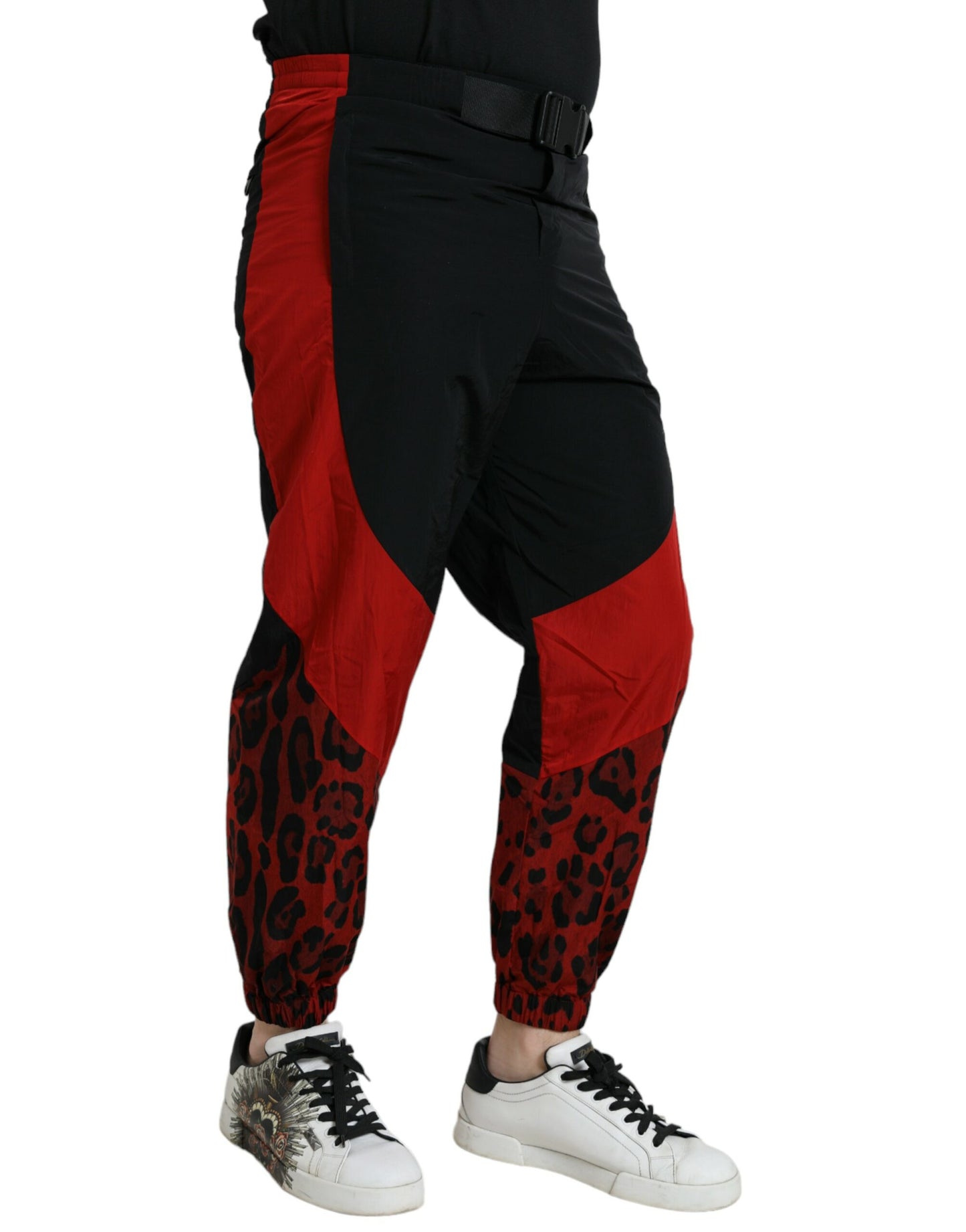 Pantalones deportivos de nailon con estampado de leopardo en rojo y negro