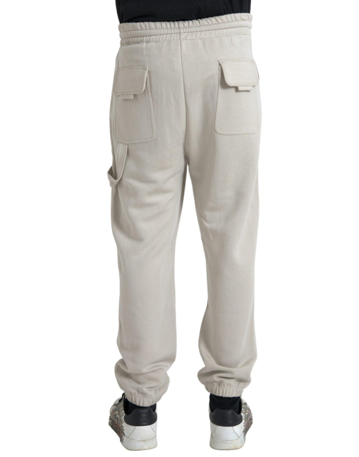 Pantalones deportivos tipo jogger cargo de viscosa en color blanco roto