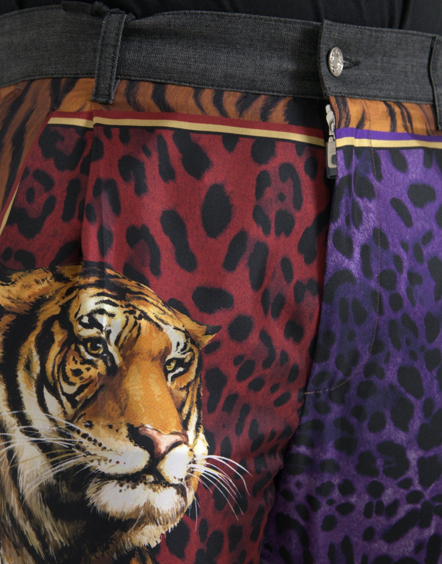 Pantalones cónicos holgados de algodón con estampado de leopardo y tigre multicolor