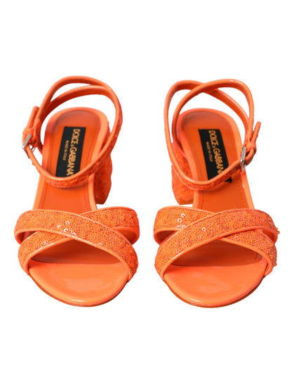 Sandalias con tiras en el tobillo y lentejuelas de color naranja