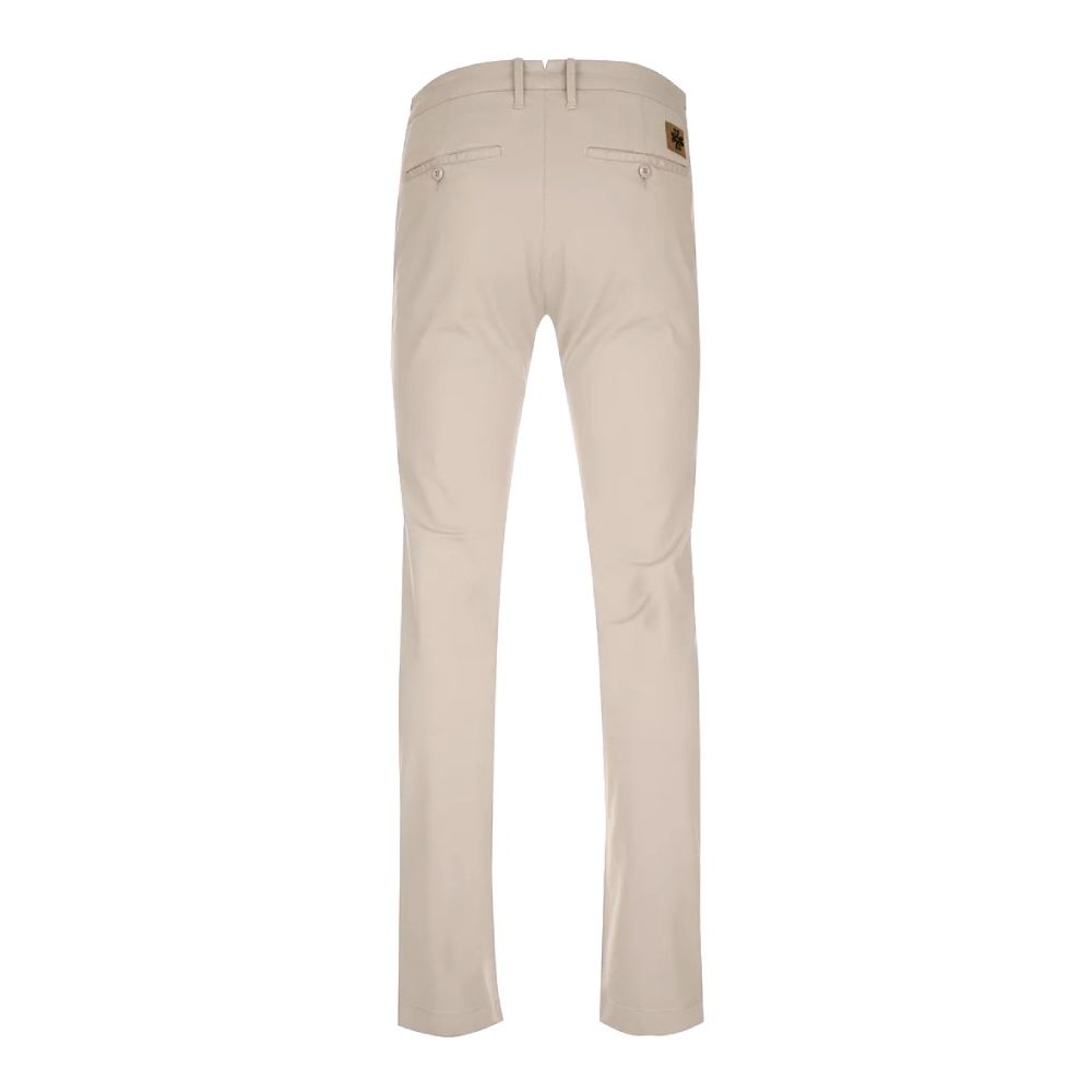 Pantalón chino de algodón beige: corte entallado y elegante