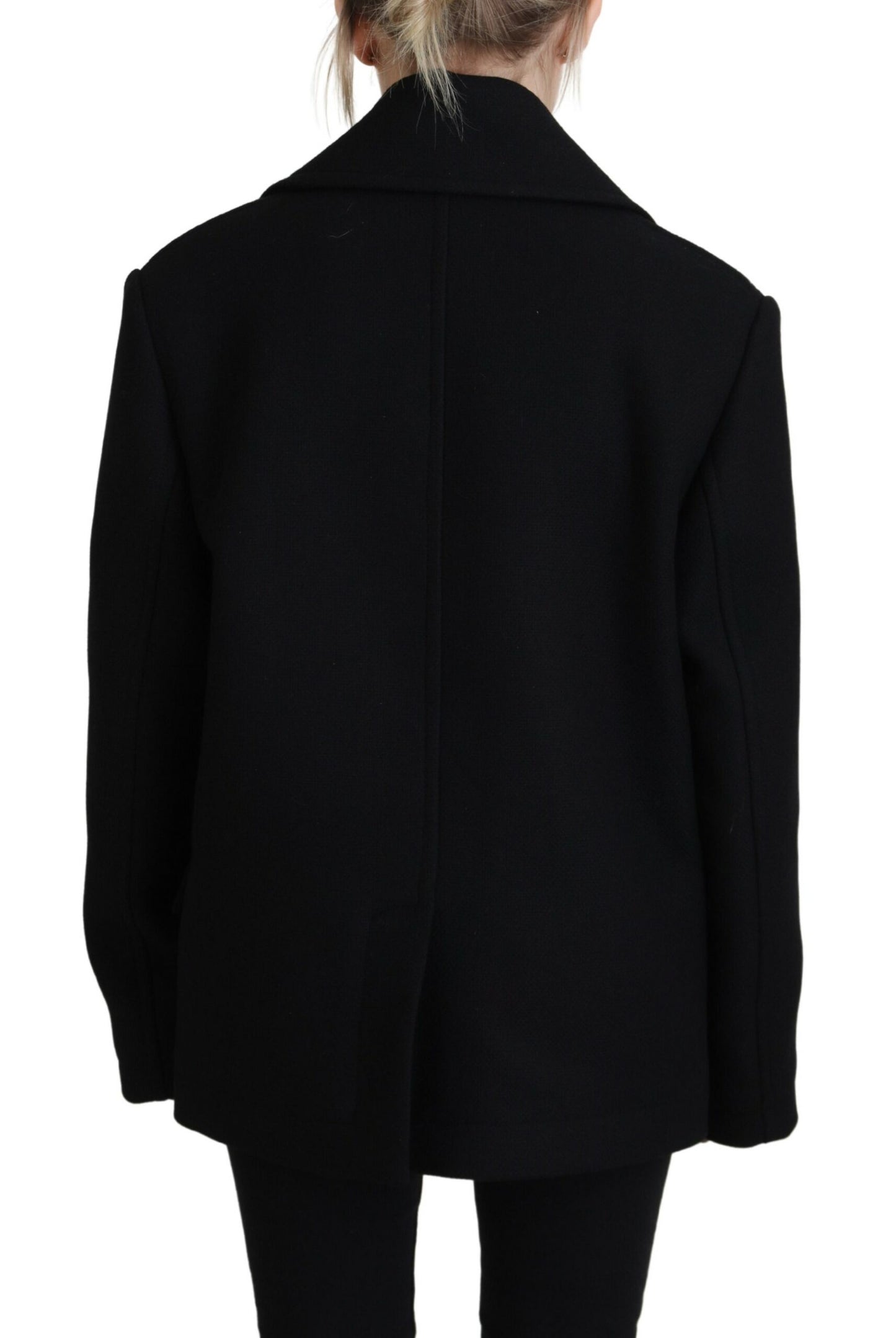 Chaqueta tipo blazer negra con doble botonadura