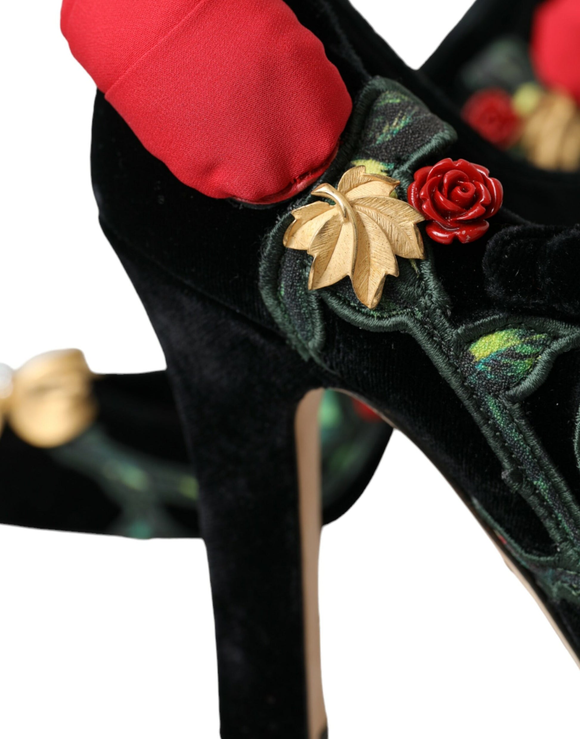 Broche de cristal con rosas negras para zapatos Mary Jane