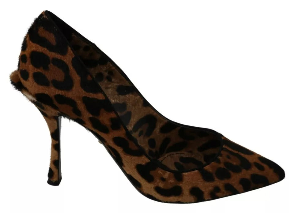 Zapatos de tacón de pelo de poni con estampado de leopardo marrón