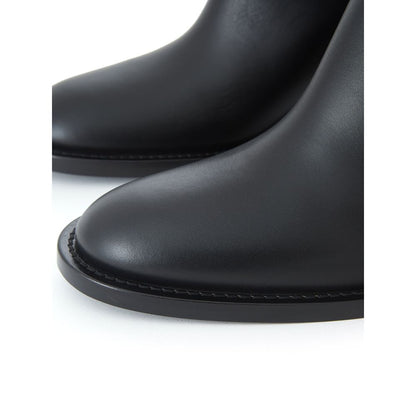 Bota de cuero negra