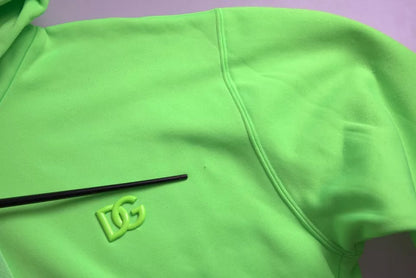 Sudadera con capucha y logotipo verde neón