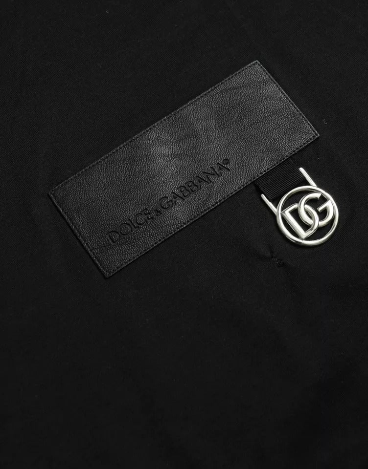 Camiseta de cuello redondo de algodón con parche de logotipo negro