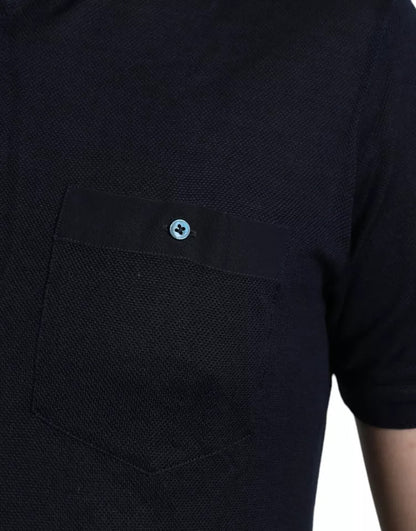 Camiseta polo de manga corta con cuello azul marino