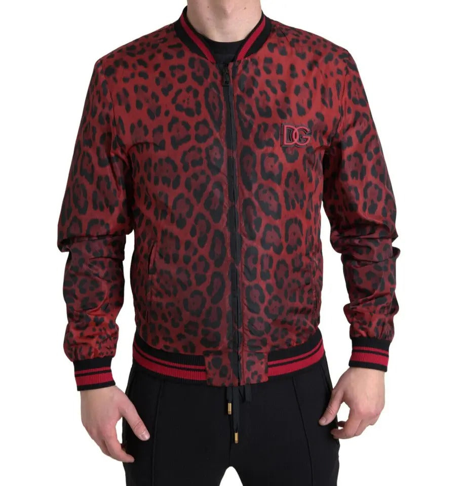 Chaqueta corta bomber con estampado de leopardo rojo