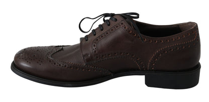 Elegantes zapatos Derby de piel marrón