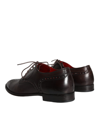 Zapatos Oxford con cordones de piel de becerro marrón