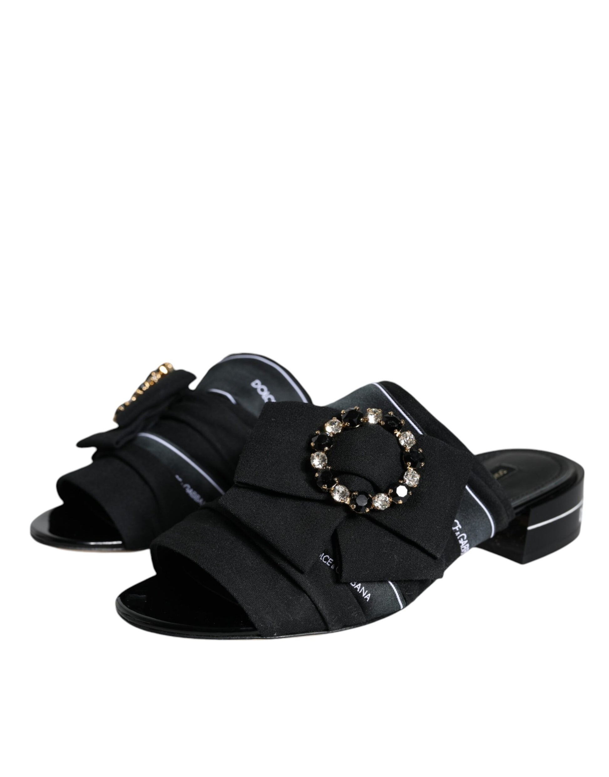 Sandalias con cristales en blanco y negro