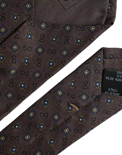 Corbata ajustable para hombre con logotipo de marca en seda marrón