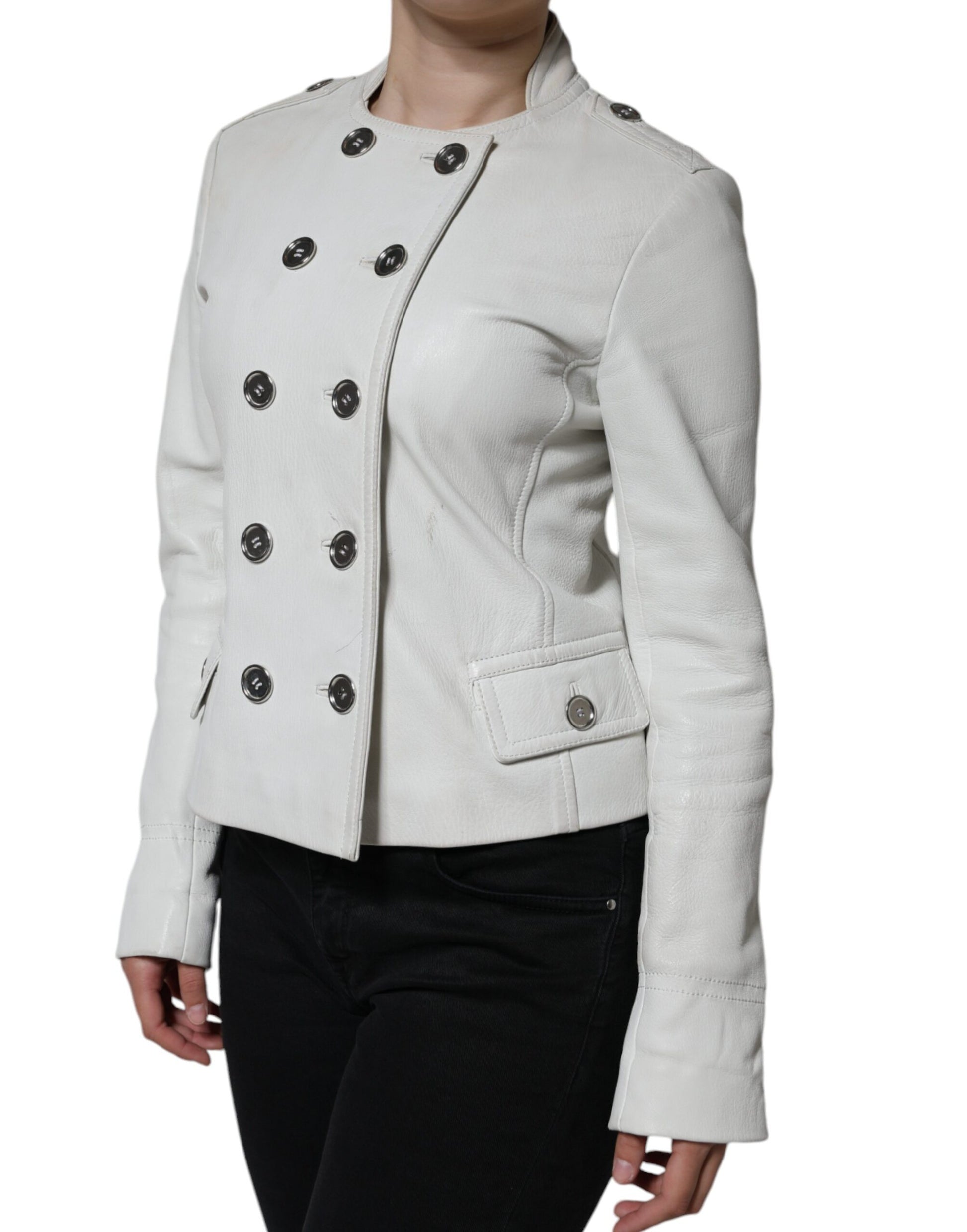 Chaqueta tipo blazer cruzada blanca