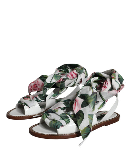 Sandalias cruzadas hasta el tobillo con estampado floral multicolor