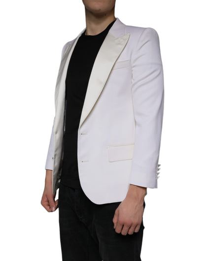 Blazer de lana de color blanco roto con botonadura sencilla