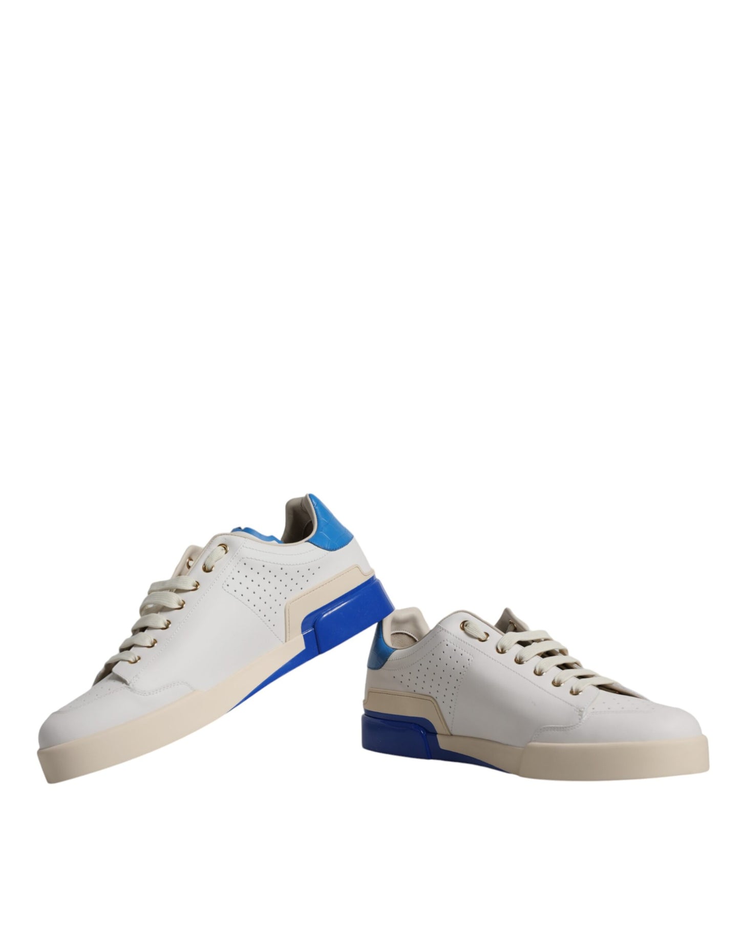 Zapatillas deportivas bajas perforadas en blanco y azul