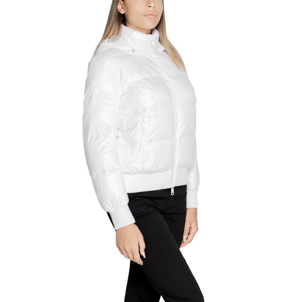 Chaquetas y abrigos de poliamida blanca