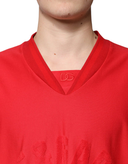 Camiseta roja de algodón con cuello en V y manga corta