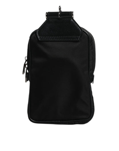 Bolso bandolera con cordón de cuero negro