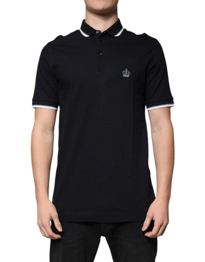 Polo negro con cuello y manga corta para hombre