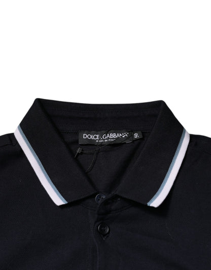 Polo negro con cuello y manga corta para hombre