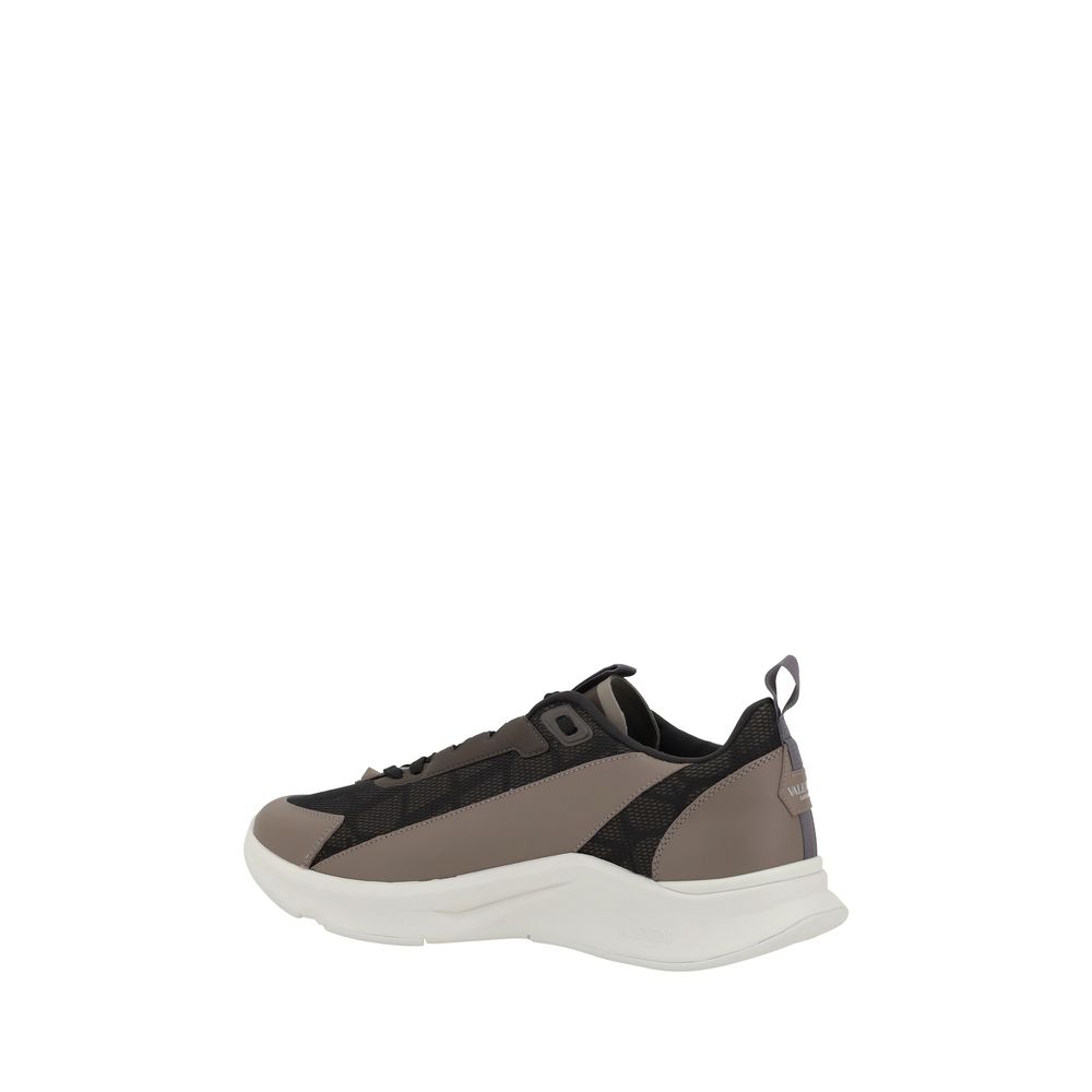 Rockstud Sneakers