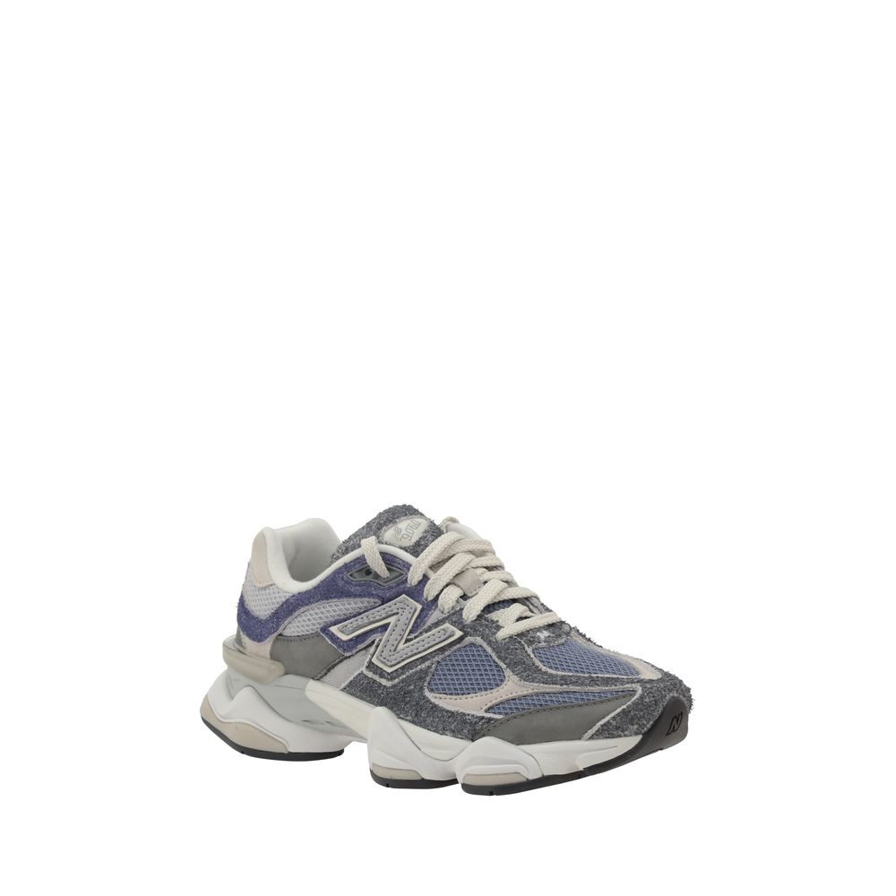 9060 Sneakers