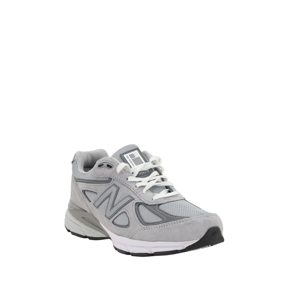 990 Sneakers