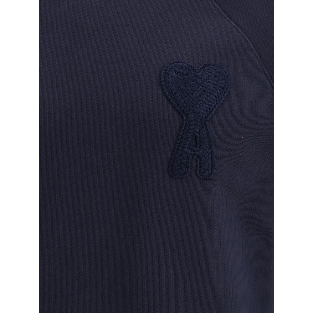 Sweatshirt with embroidered logo.