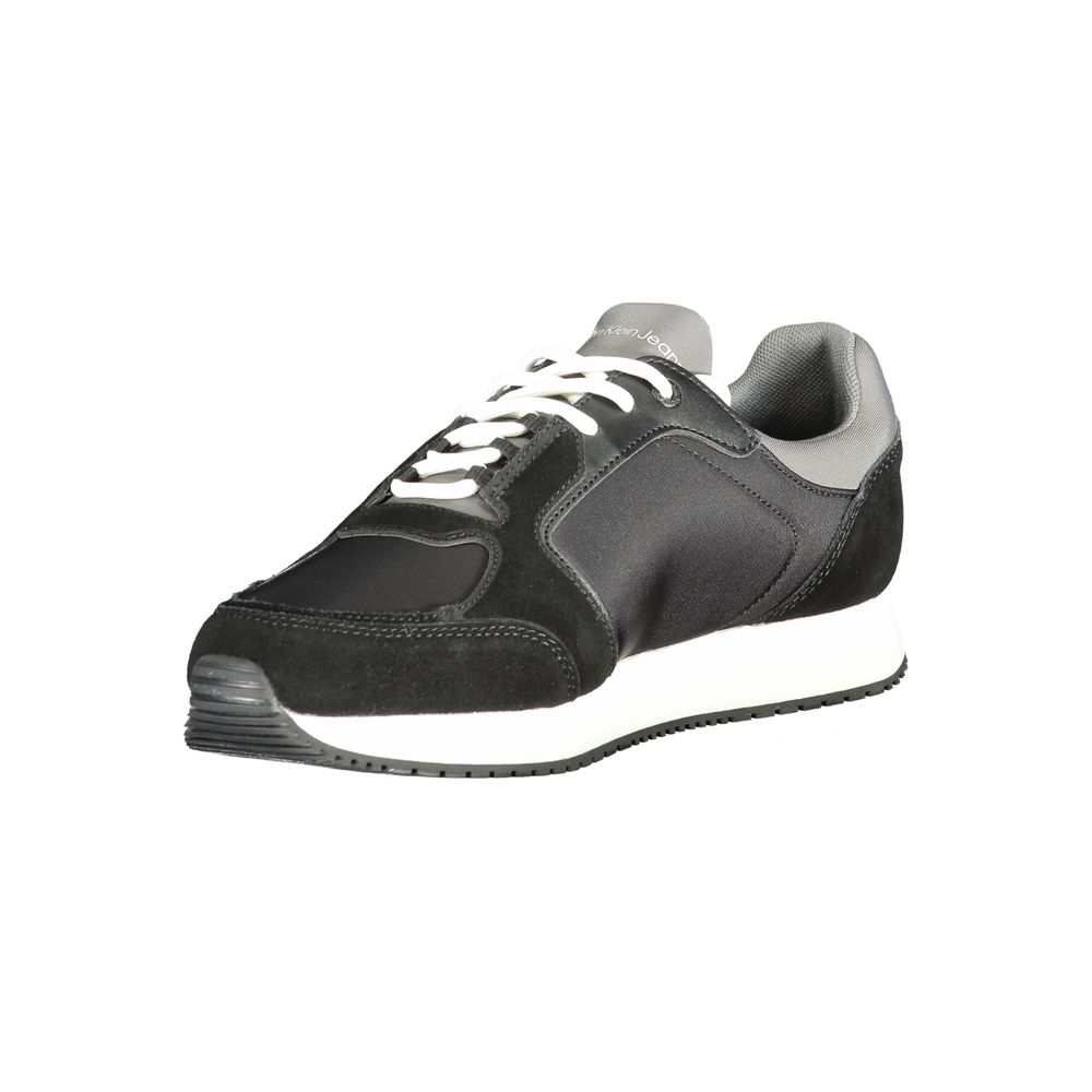 Sneaker de cuero negro para hombre