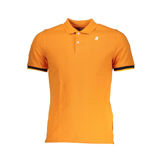 Polo naranja vibrante con detalle de contraste