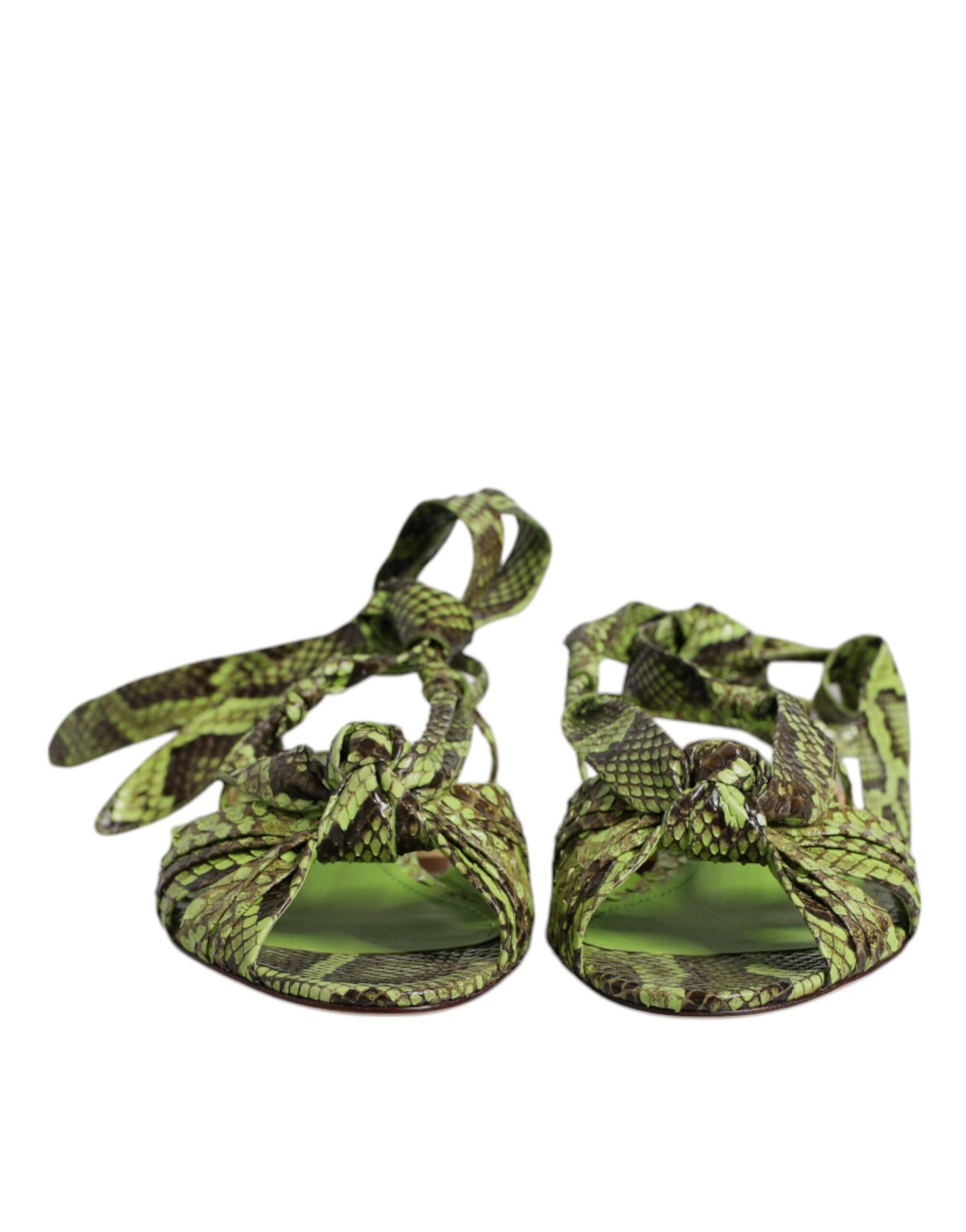 Sandalias verdes con estampado animal