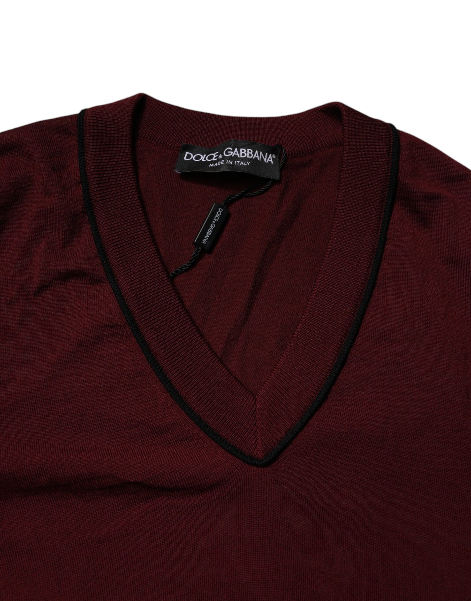 Jersey de cachemira granate con cuello de pico para hombre