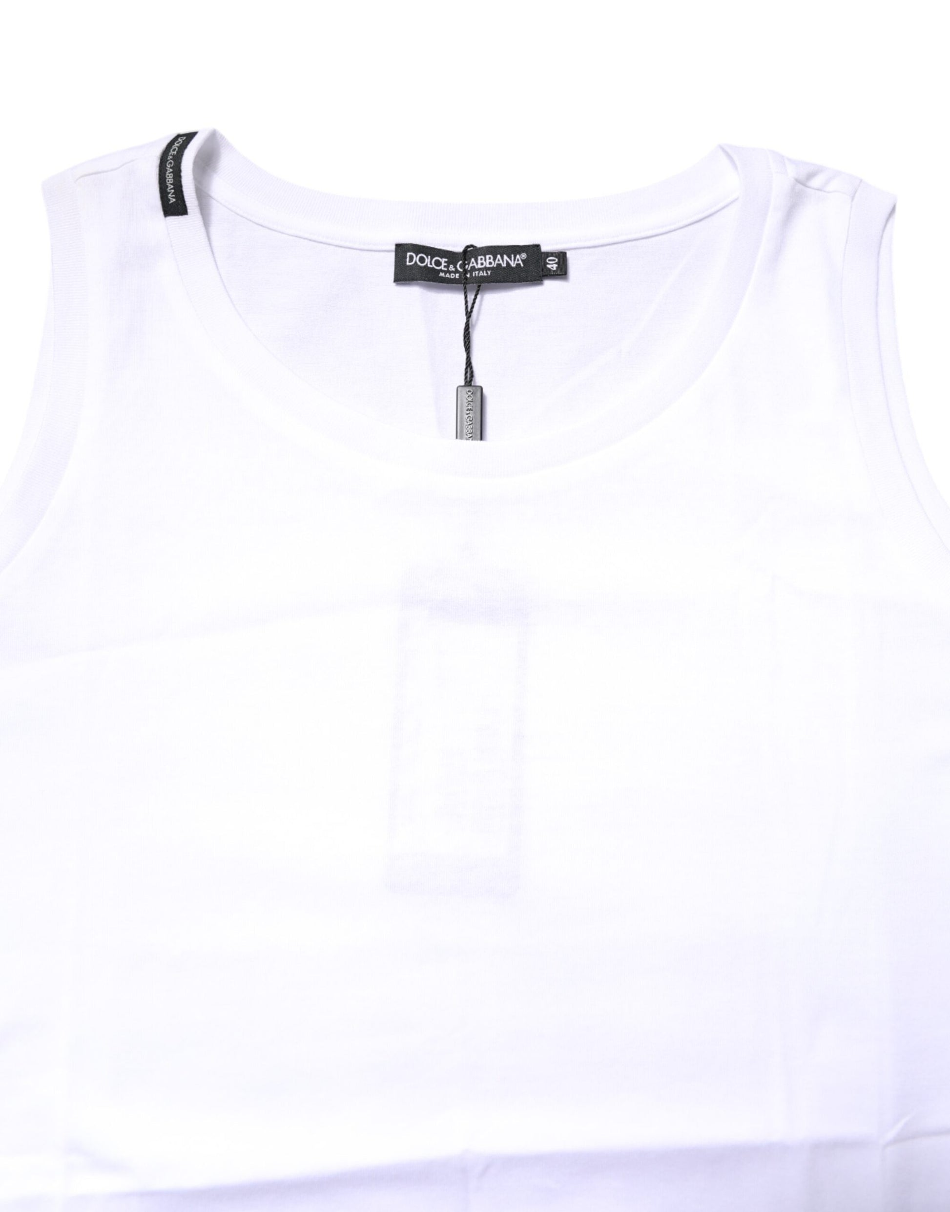 Camiseta blanca de algodón sin mangas y cuello redondo
