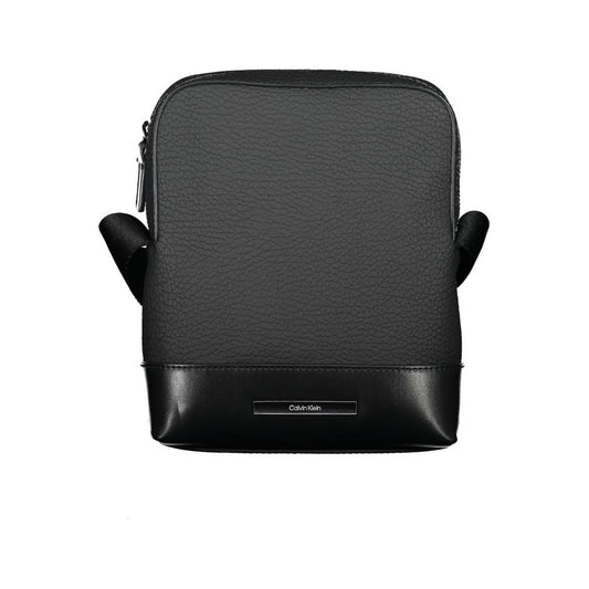 Elegante bolso negro con detalles en contraste