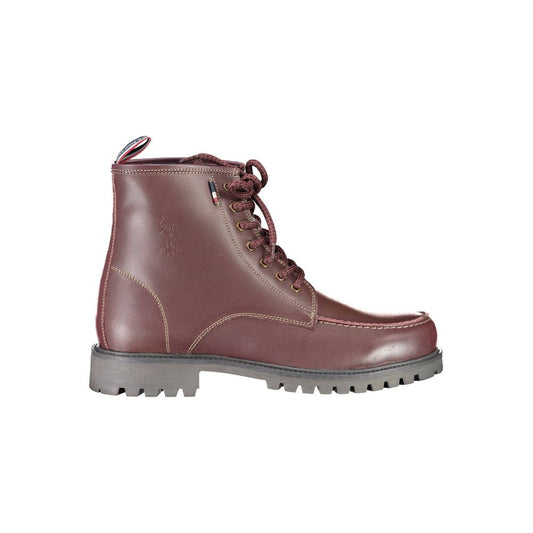 Bota de hombre de piel roja