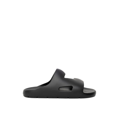 Ropa de algodón negro