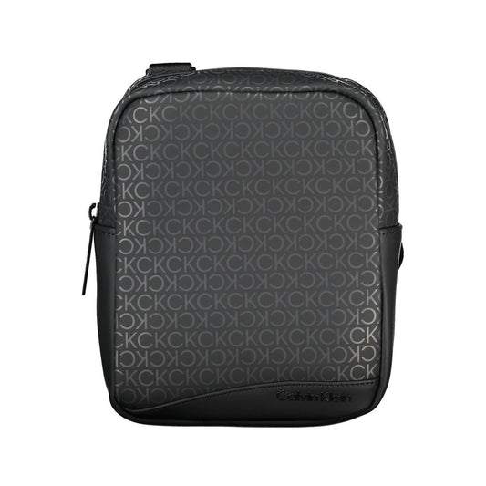 Elegante bolso negro con detalles en contraste