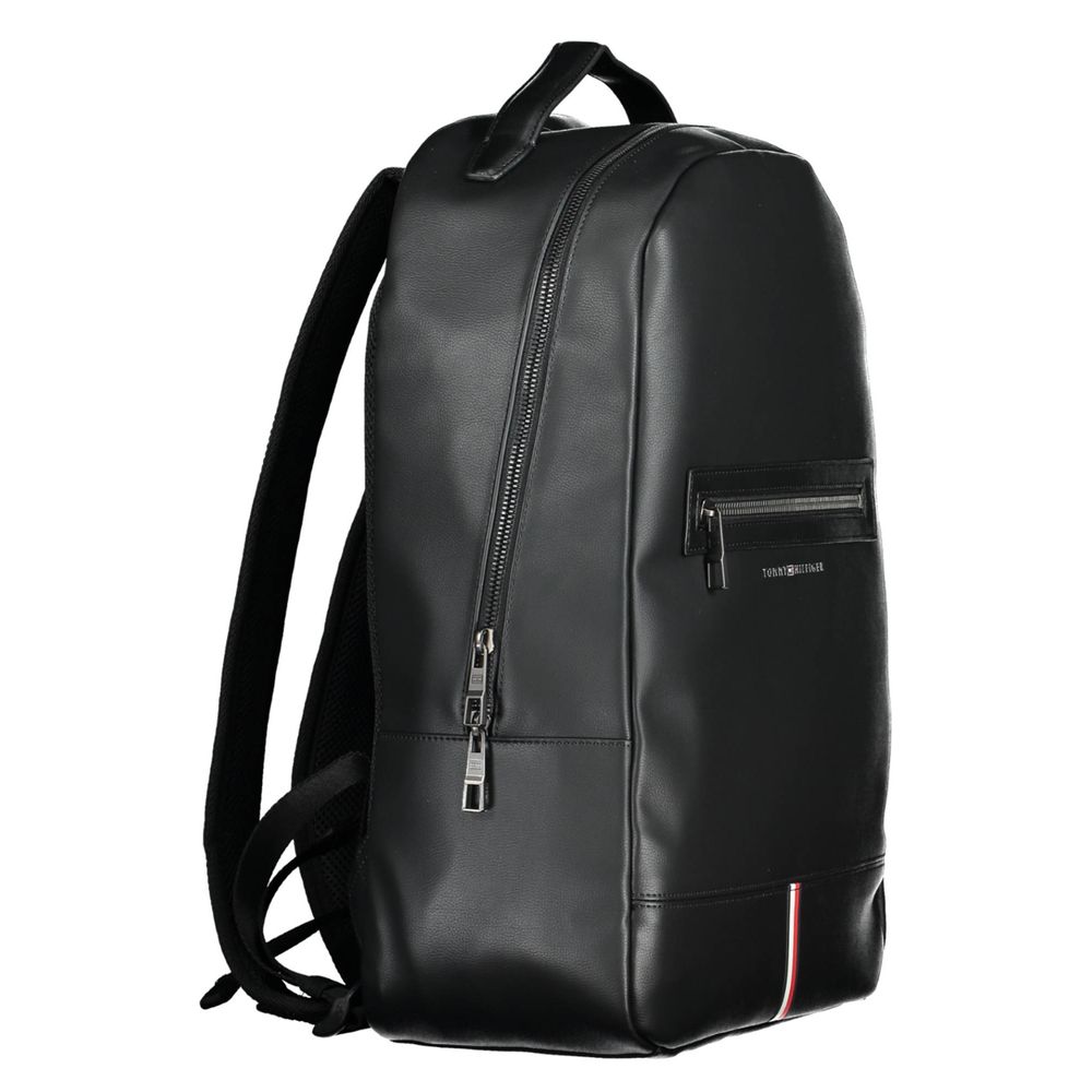 Mochila negra de polietileno para hombre