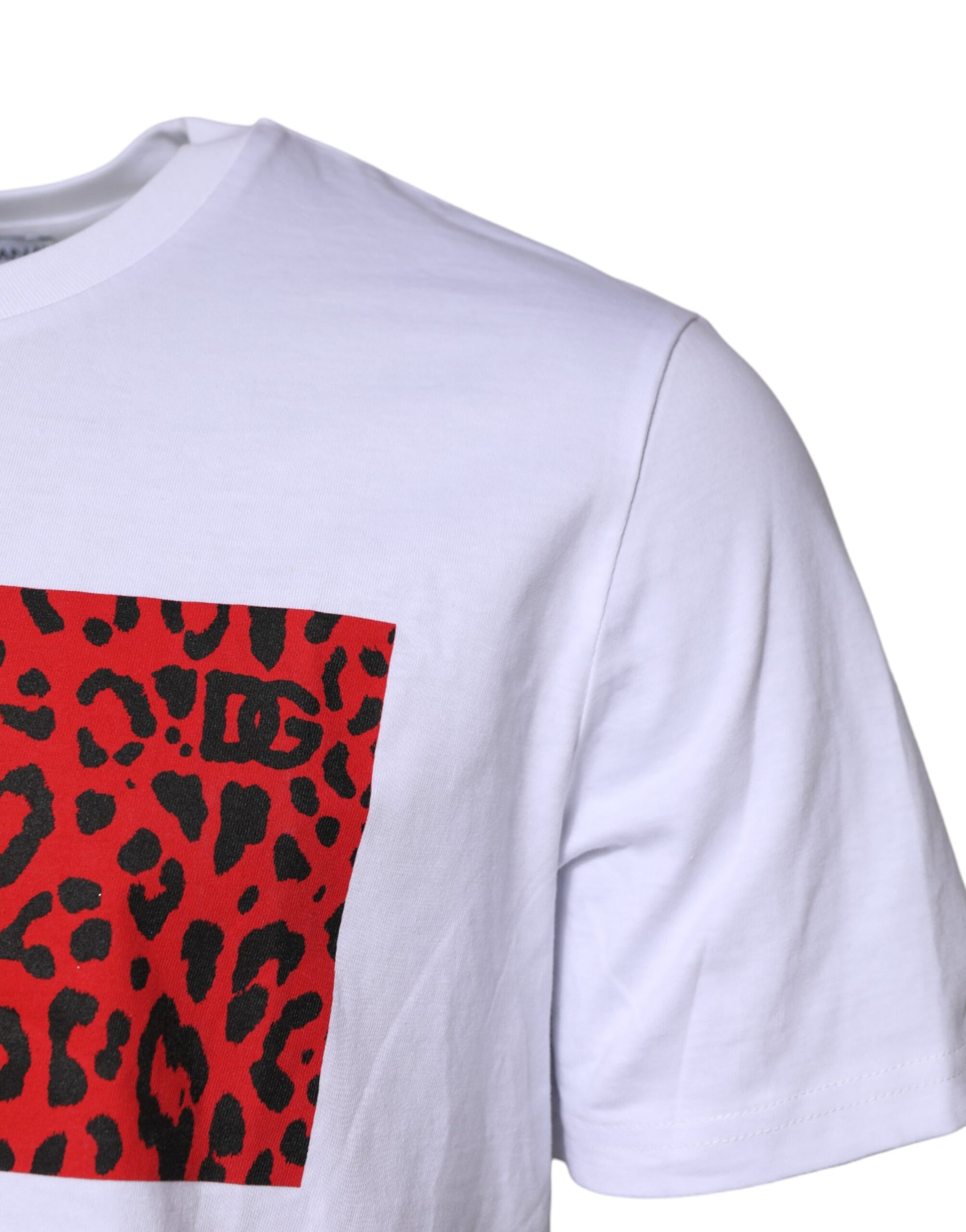 Camiseta blanca de algodón de manga corta y cuello redondo