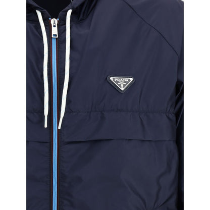 Chaqueta impermeable con capucha