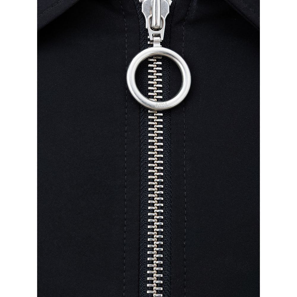 Chaqueta negra de poliéster
