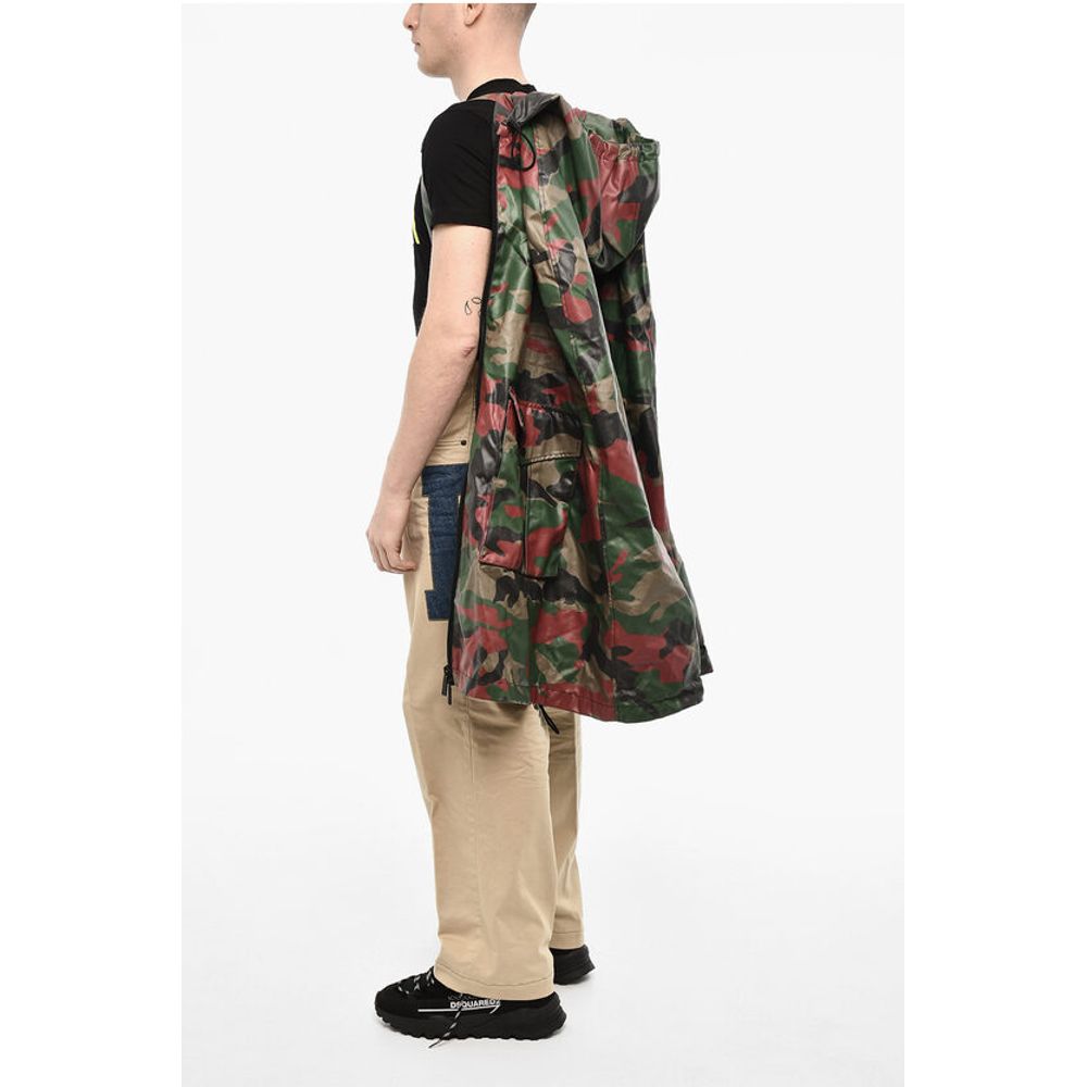 Zipped Closue Camouflage Motif Cape