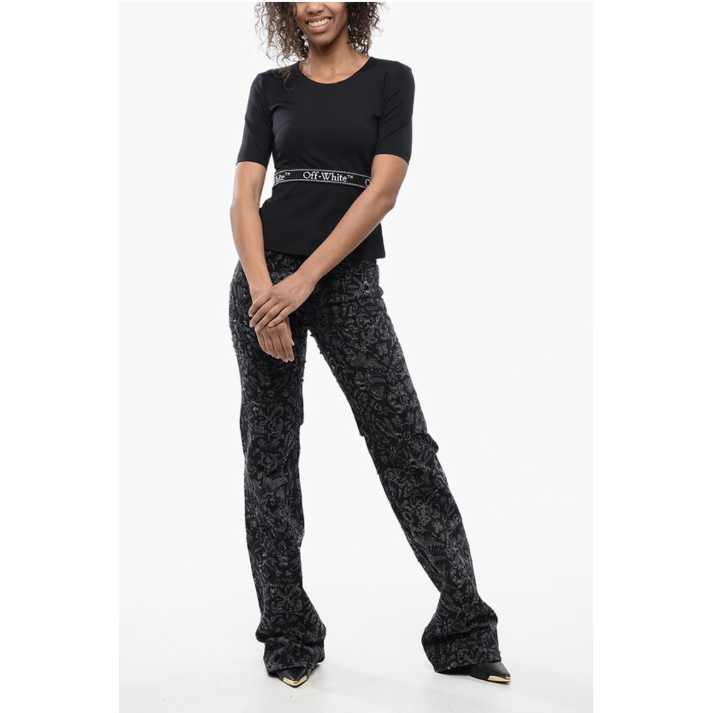 Short Sleeved Tight-Fitting Top with Cut-Out Detail