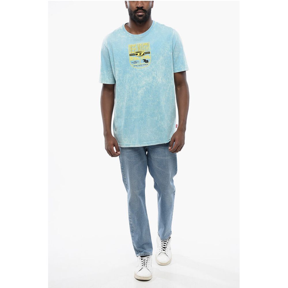 RED TAG Acid Wash Effect T-JUST-N17 Crew-neck T-shirt with E