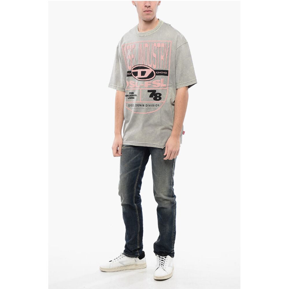 RED TAG Cotton Crew-neck T-WASH-N1 T-shirt with Embossed Log